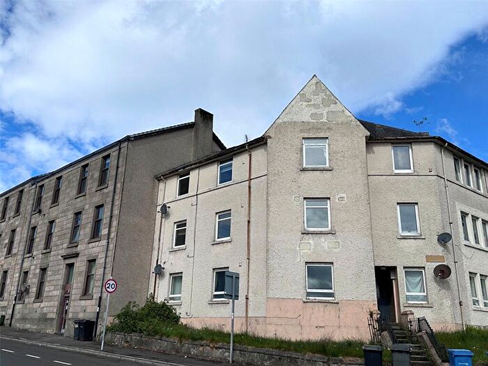 2 Bedroom Flat For Sale In Drumfrochar Road, Greenock, Inverclyde, PA15