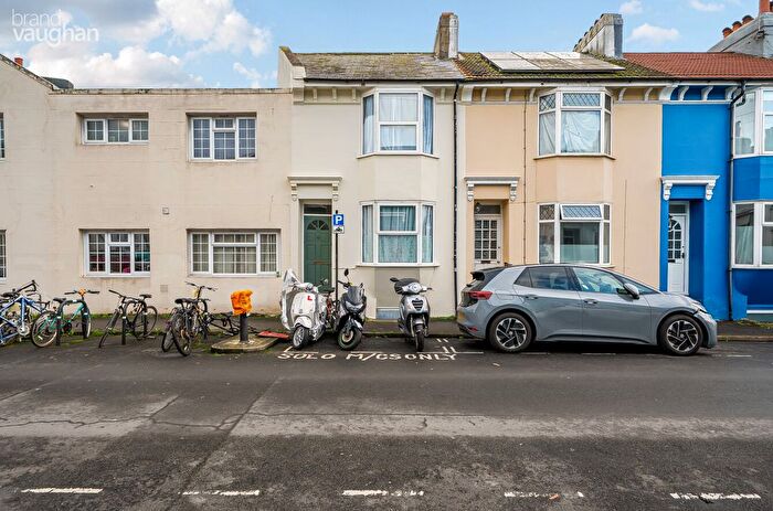 4 Bedroom Terraced House To Rent In Park Crescent Road, Brighton, East Sussex, BN2