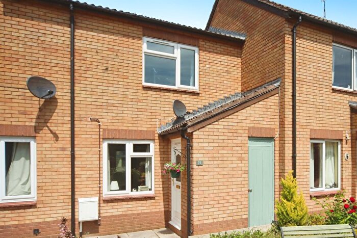 2 Bedroom Terraced House For Sale In Dowsland Way, Taunton, TA1