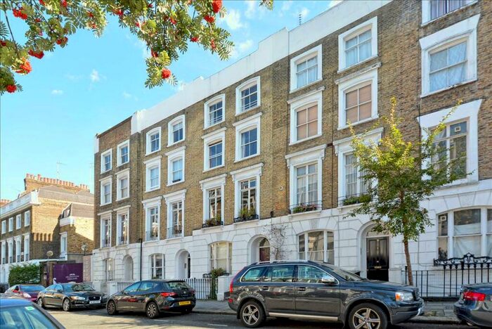 2 Bedroom Apartment To Rent In Almeida Street, Islington, N1