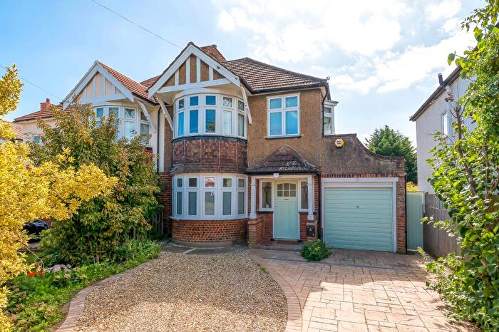 3 Bedroom Semi Detached House To Rent In Surbiton, Surrey, KT5
