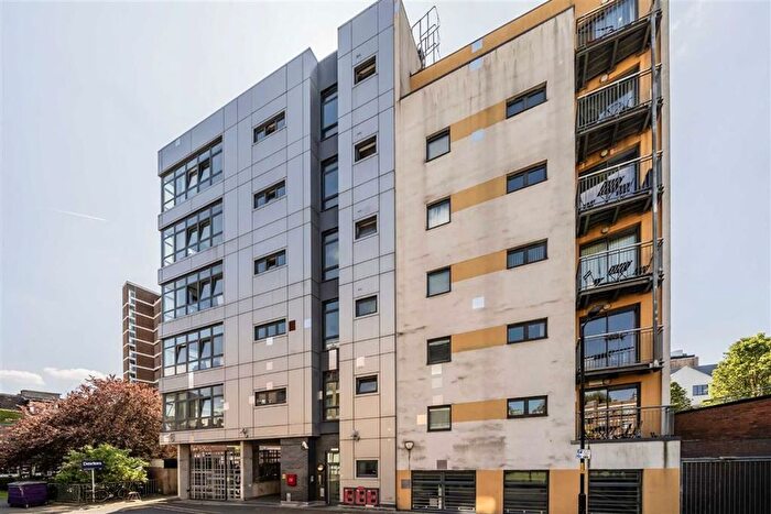 1 Bedroom Flat For Sale In Lant Street, London Bridge, SE1