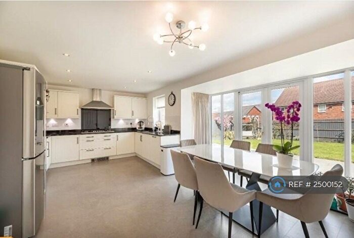 4 Bedroom Detached House To Rent In Perrott Way, Birmingham, B17