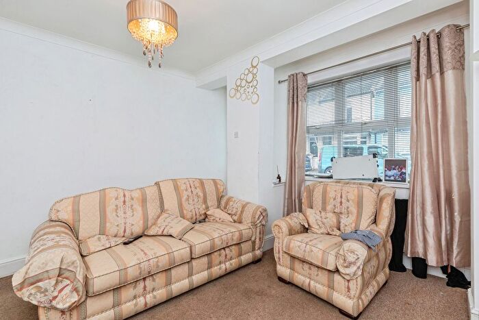 2 Bedroom Terraced House For Sale In Charter Street, Gillingham, Kent, ME7