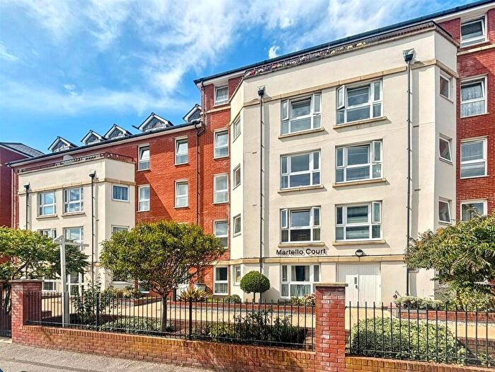 1 Bedroom Retirement Property For Sale In Jevington Gardens, Eastbourne, BN21