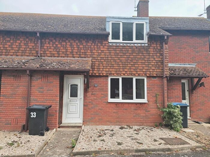2 Bedroom House To Rent In Jubilee Road, Sandwich, CT13
