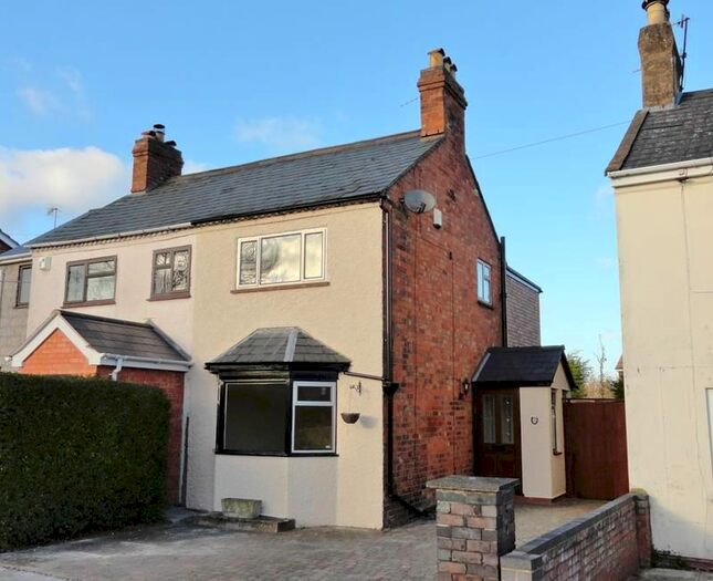 2 Bedroom Semi-Detached House To Rent In Bellars Lane, Malvern, Worcestershire, WR14