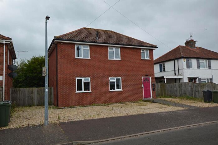 2 Bedroom Flat To Rent In Harlington Avenue, Norwich, NR6