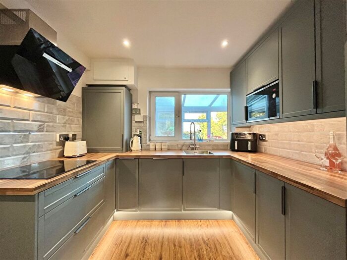 4 Bedroom Detached House For Sale In Oast House Field, Icklesham, Winchelsea, TN36