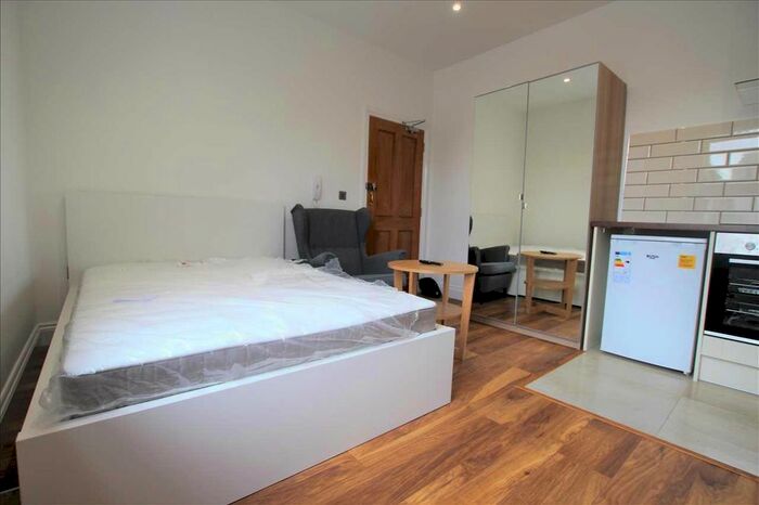 Studio To Rent In Charminster Road, Bournemouth, BH8