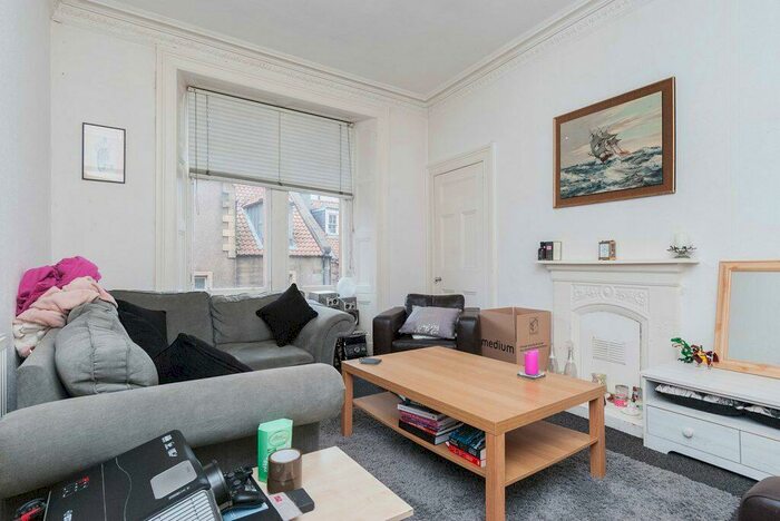 2 Bedroom Flat To Rent In L – Buccleuch Street, Edinburgh, EH8