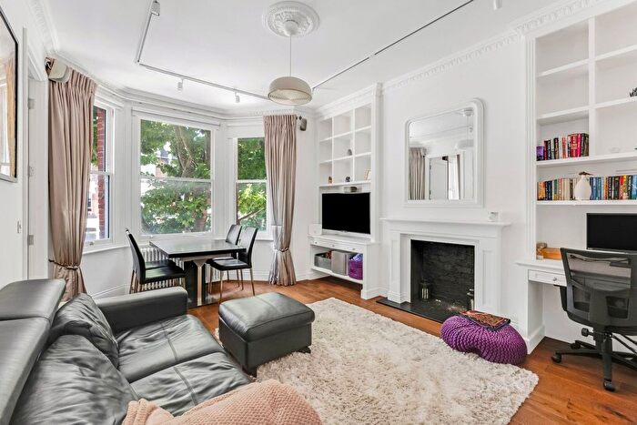 1 Bedroom Flat For Sale In Elgin Avenue, Little Venice, London, W9