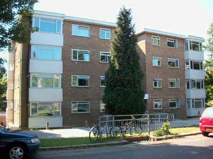 2 Bedroom Flat To Rent In Surrenden Lodge, Surrenden Road, Brighton, BN1