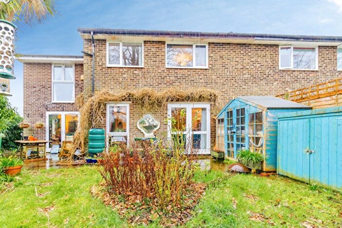 5 Bedroom Semi-Detached House For Sale In Palmer Close, Storrington, Pulborough, West Sussex, RH20