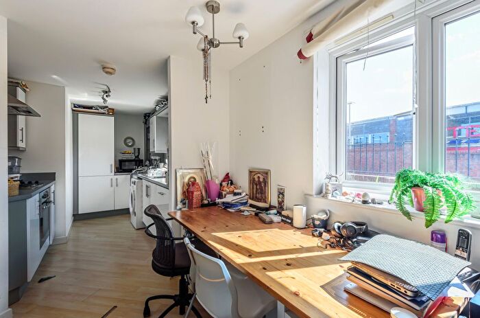 1 Bedroom Flat For Sale In Clarkes Court, Quay Street, Fareham, Hampshire, PO16