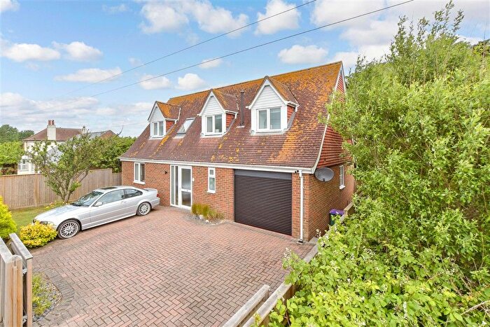 3 Bedroom Detached House For Sale In Hythe Road, Dymchurch, Romney Marsh, Kent, TN29
