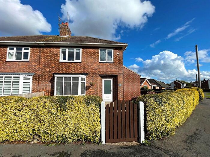3 Bedroom Semi-Detached House To Rent In Grosvenor Road, Louth, LN11