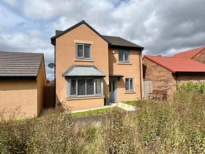 4 Bedroom Detached House For Sale In Johns Garth, Darlington, DL2