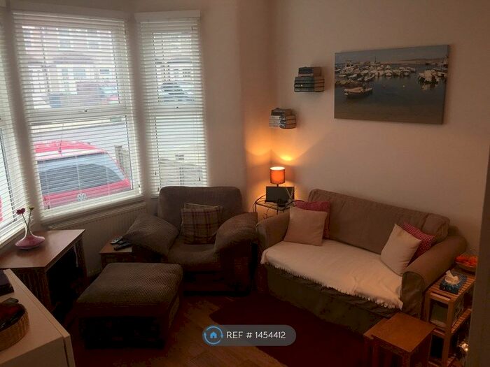 1 Bedroom Flat To Rent In Kangley Bridge Road, London, SE26