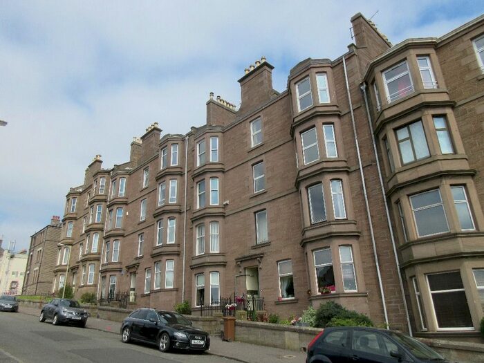2 Bedroom Flat To Rent In Seymour Street, West End, Dundee, DD2