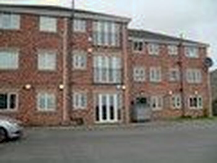 2 Bedroom Flat To Rent In Aleem Court, Maltby, S66
