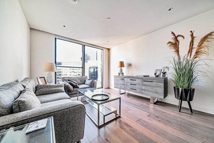 1 Bedroom Flat To Rent In Hampton Tower, Tower Hamlets, London, E14