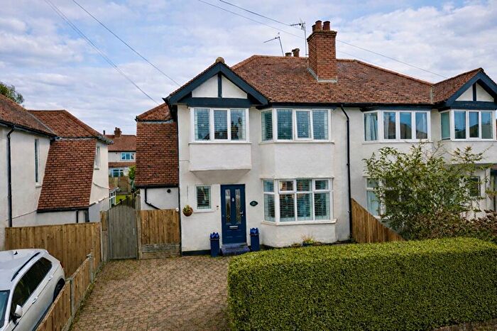 3 Bedroom Semi Detached House For Sale In Ashcroft Drive, Heswall, CH61