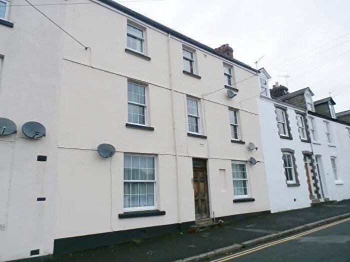1 Bedroom Flat To Rent In Old Exeter Road, Tavistock, Devon, PL19