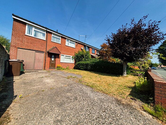 5 Bedroom Semi Detached House For Sale In Daniels Lane, Skelmersdale, WN8