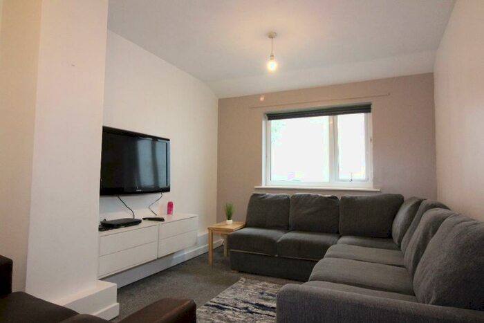 7 Bedroom Terraced House To Rent In Ladywell Street, Preston, Lancashire, PR1