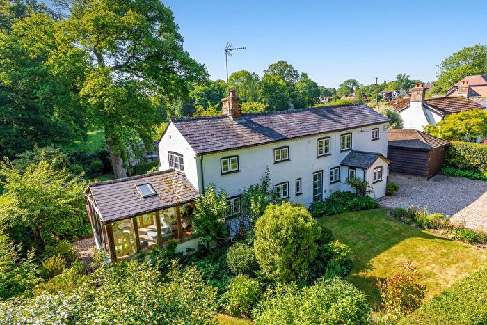 4 Bedroom Detached House For Sale In Tylney Lane, Hook, RG27