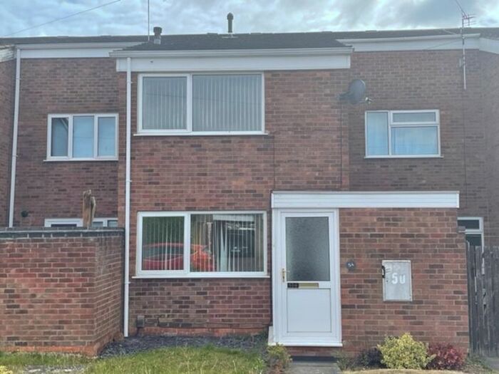 2 Bedroom Town House To Rent In Azalea Drive, Burbage, Hinckley, LE10
