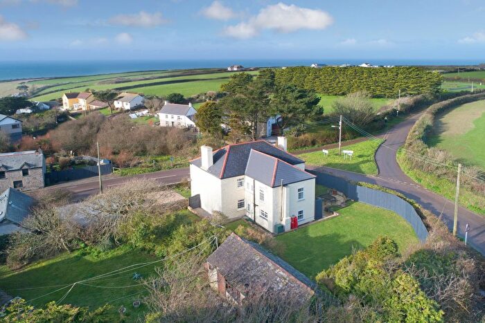 5 Bedroom Detached House For Sale In Seascape, Tregurrian, TR8