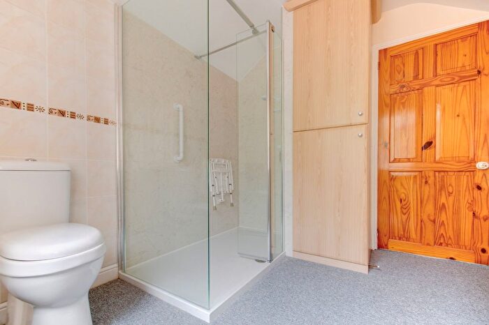 2 Bedroom Semi-Detached House For Sale In Station Road, Studley, Warwickshire, B80
