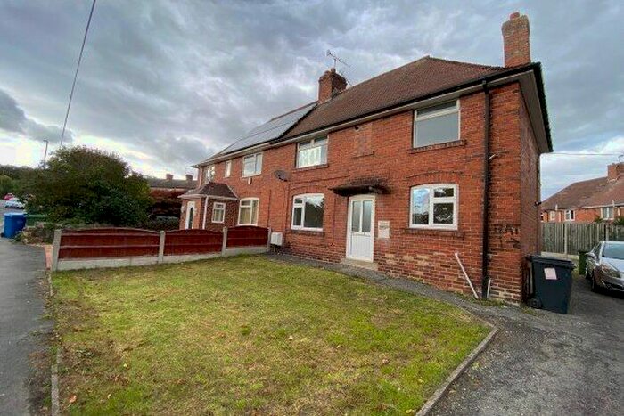 1 Bedroom Flat To Rent In Stand Road, Chesterfield, S41