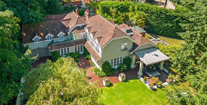 6 Bedroom Detached House For Sale In Bagshot Road, Ascot, Berkshire, SL5