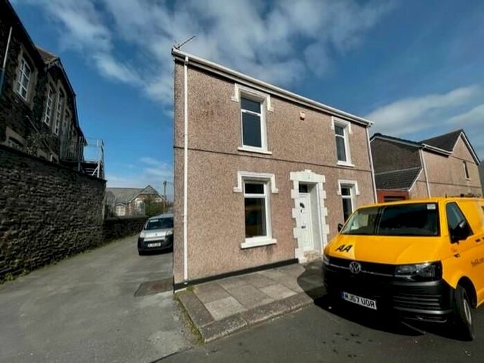 2 Bedroom Detached House To Rent In Ralph Terrace, Llanelli, SA15