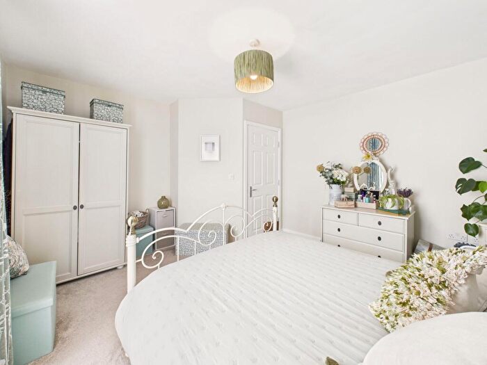 1 Bedroom Apartment For Sale In Arlingham Avenue, Bromsgrove, B61
