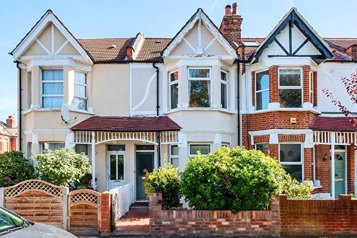 1 Bedroom Flat For Sale In Westfield Road, London, W13