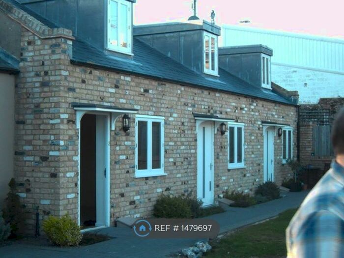 1 Bedroom End Of Terrace House To Rent In Falcon Mews, Ramsgate, CT11