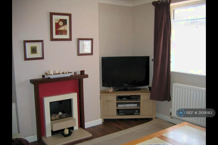 3 Bedroom Semi-Detached House To Rent In St. Peters Gardens, Weston Favell Village, Northampton, NN3