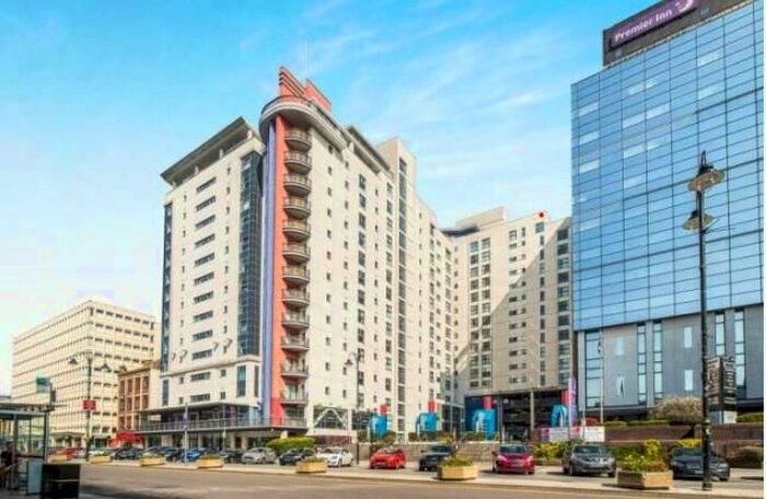 1 Bedroom Flat To Rent In Landmark Place, Churchill Way, Cardiff, CF10