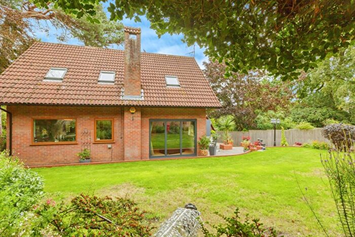 3 Bedroom Detached House For Sale In Main Street, Desford, Leicester, Leicestershire, LE9