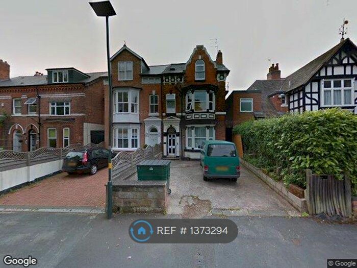 3 Bedroom Flat To Rent In Moseley En, Birmingham, B13