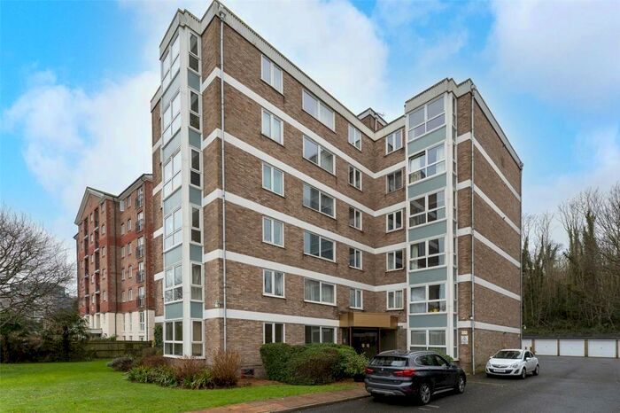 1 Bedroom Flat To Rent In The Excelsior, London Road, Patcham, Brighton, BN1