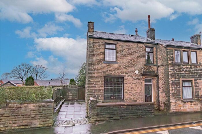 3 Bedroom End Of Terrace House For Sale In Rochdale Road, Milnrow, Rochdale, Greater Manchester, OL16