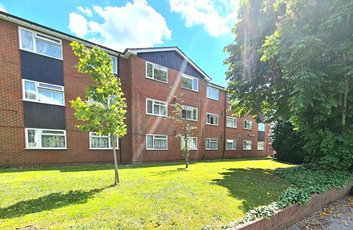 2 Bedroom Flat To Rent In Selhurst Road, London, SE25