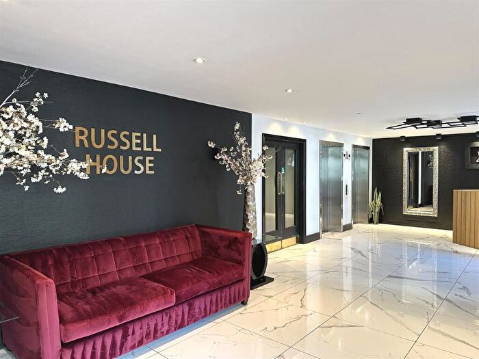 1 Bedroom Apartment To Rent In Russell Mews, Brighton, BN1