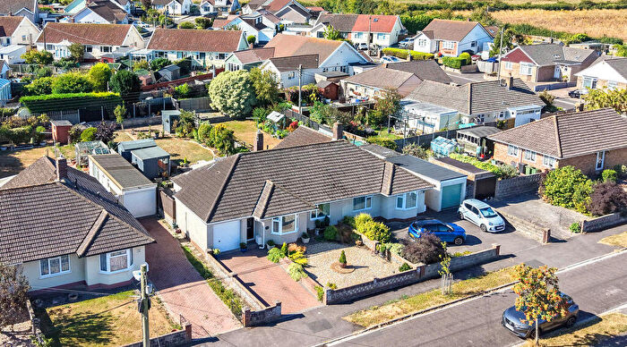 2 Bedroom Semi-Detached Bungalow For Sale In Rydal Avenue, Locking - Simply Perfect, BS24