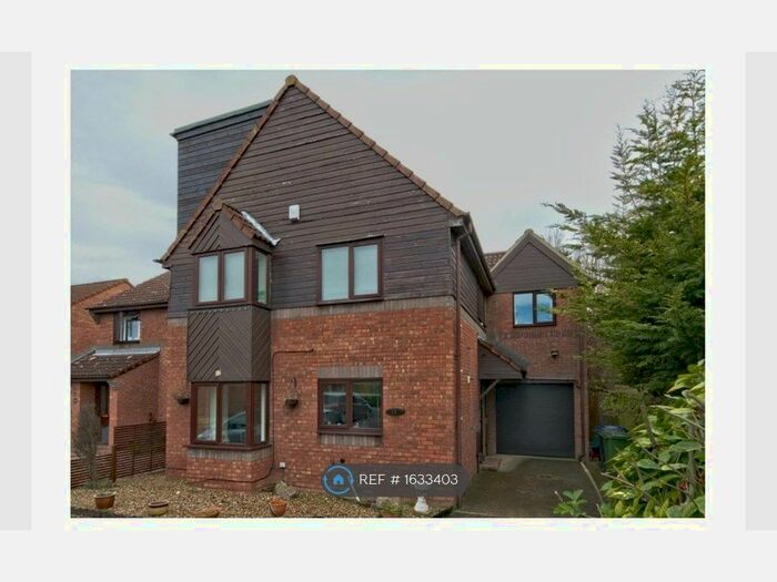 5 Bedroom Detached House To Rent In Clover Court, Cambridge, CB1